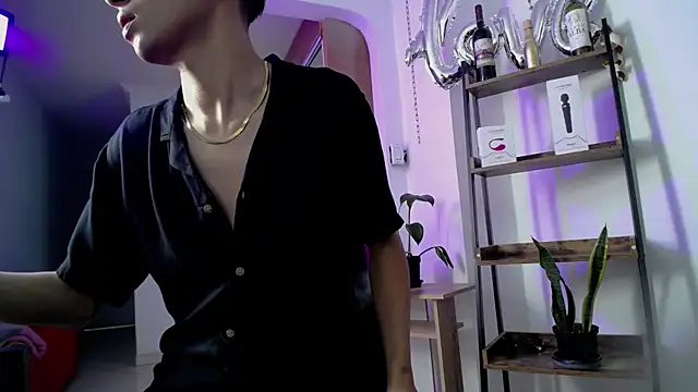 Dominic_Sweet Chatroom