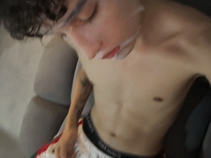 Douglas_x