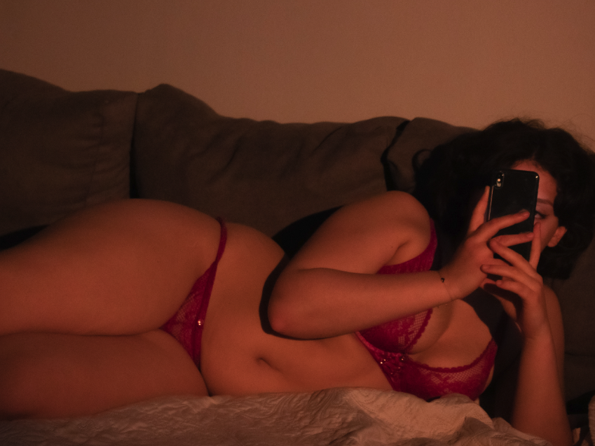 DreamThickCouple Chatroom