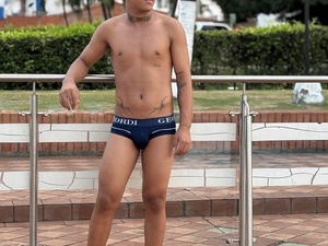 Dylan_horny