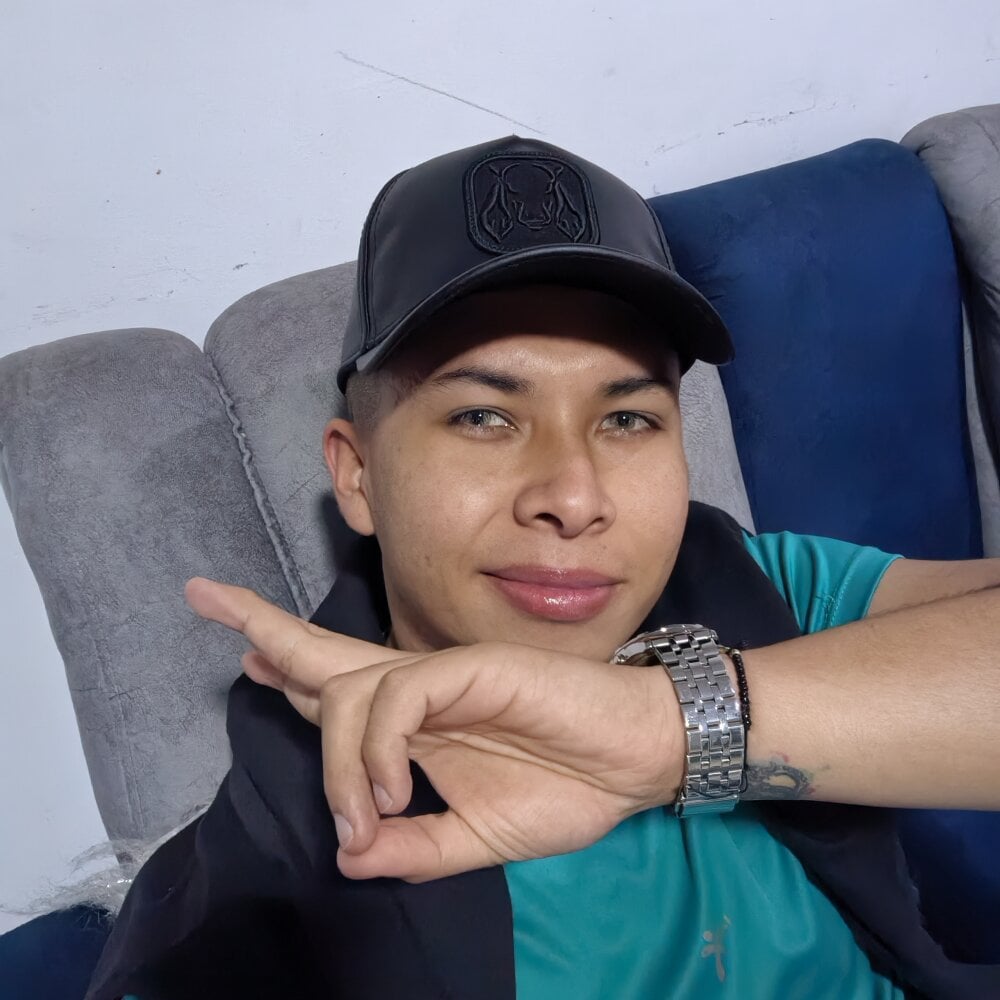 Dymytrixx10 Chatroom