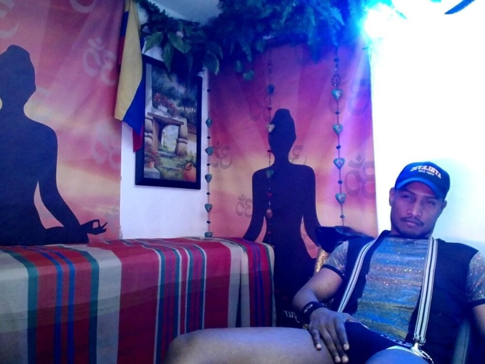 ElCaballeroNegro24 Chatroom