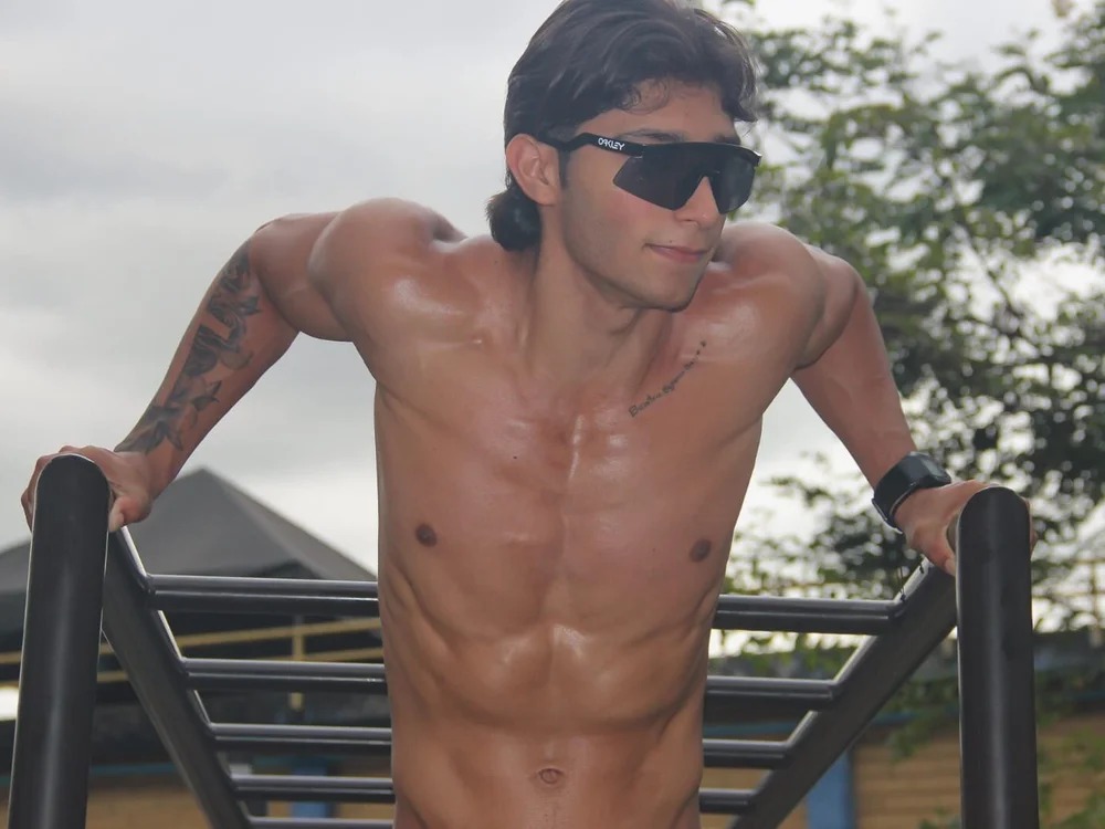 Emmet_CollinsJS Chatroom