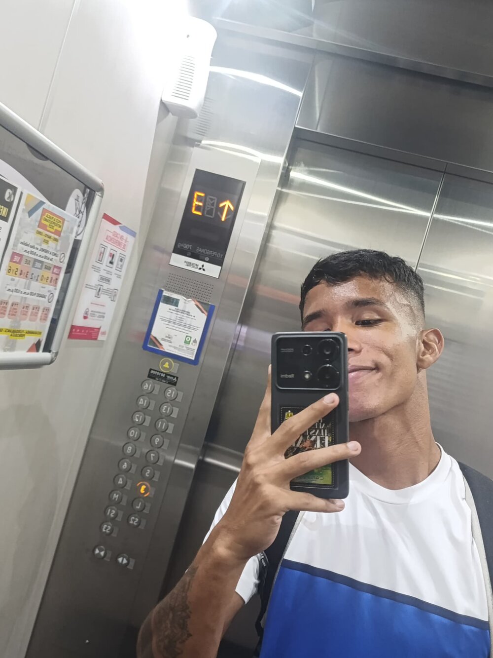 Frank98_ Chatroom