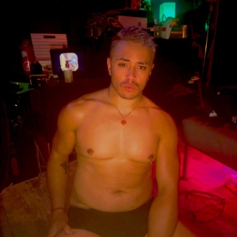 GirThySamoanSupermanXXL Chatroom