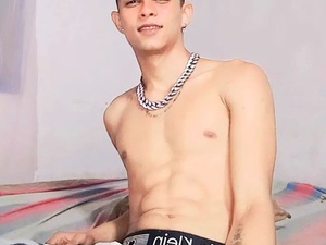 God_Eros_23cm
