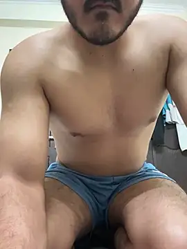 Guccilonda17 Chatroom