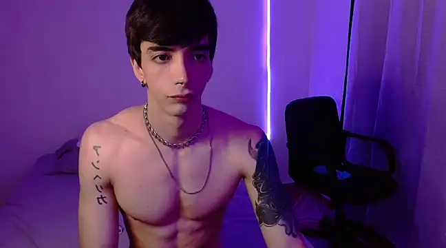 H3ll_B0I Chatroom