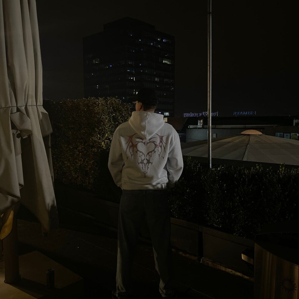 HiddenAmore2 Chatroom