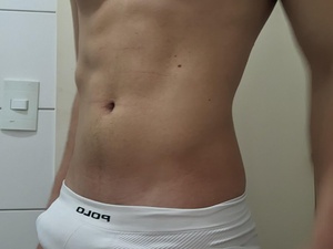 HotRoom69