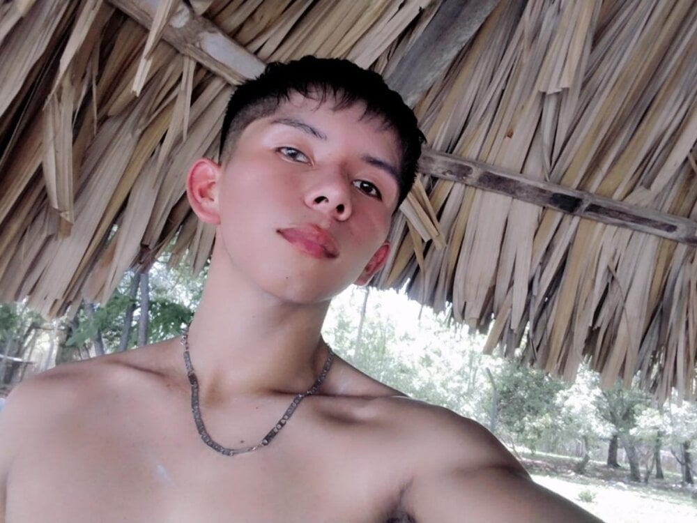 Hyunjin_Son Chatroom