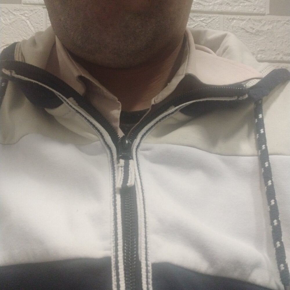 I-we_alwaYs_In_PubliC Chatroom