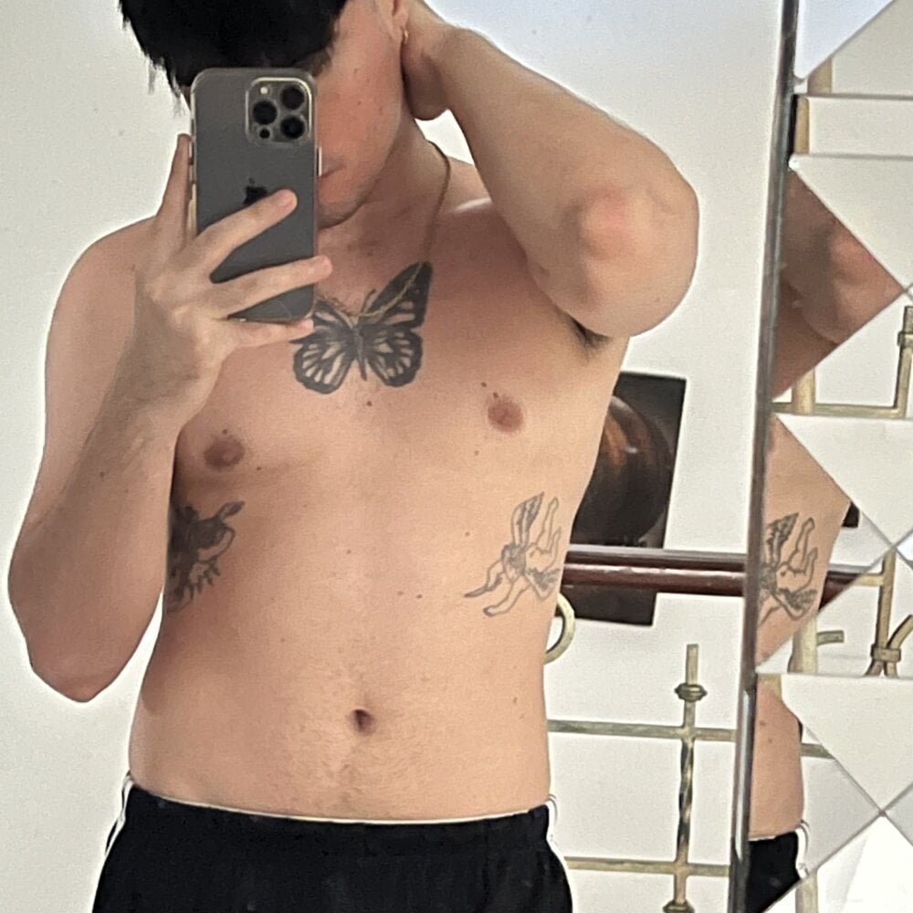 ITHAN_DREAMBOY Chatroom