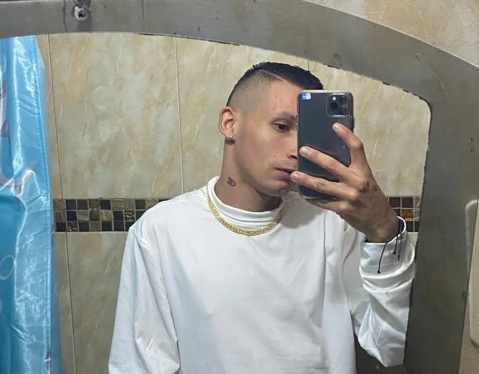 Isaak_26 Chatroom