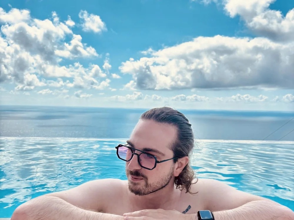 ItalianAlex Chatroom