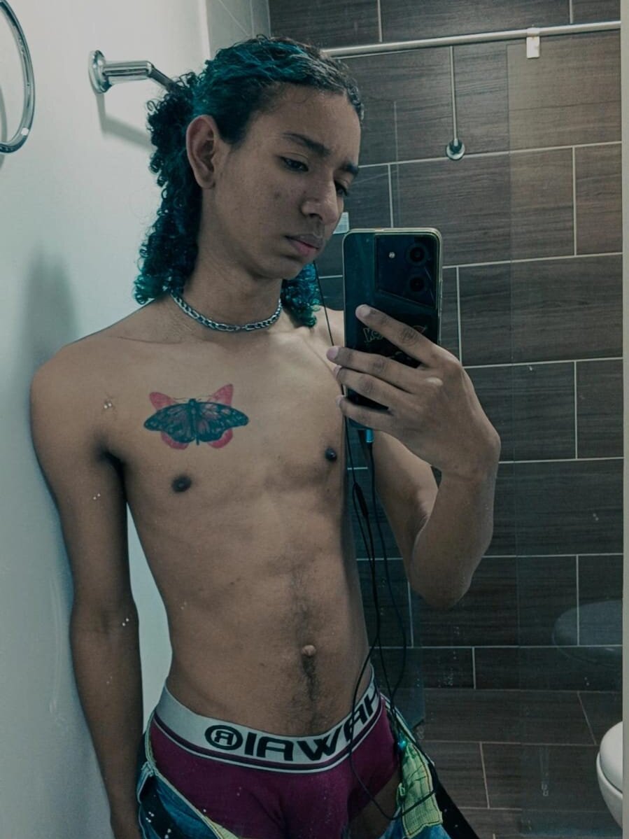 JOHAN_PIAS1 Chatroom