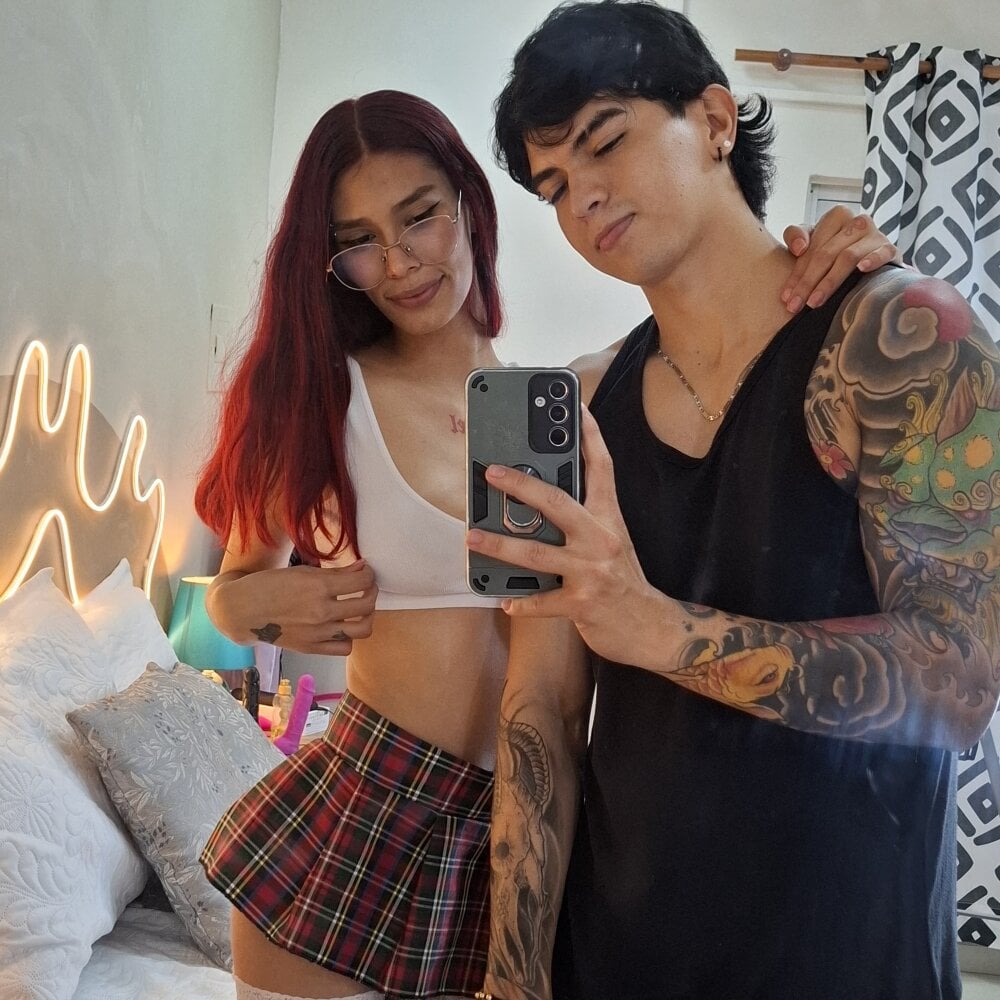 Jake_And_Nicolee Chatroom