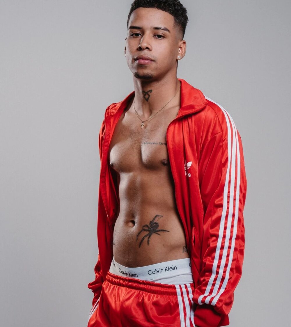 Jonathan_Miller_ Chatroom