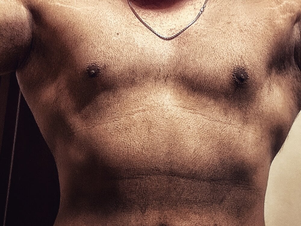 JonesD280825 Chatroom