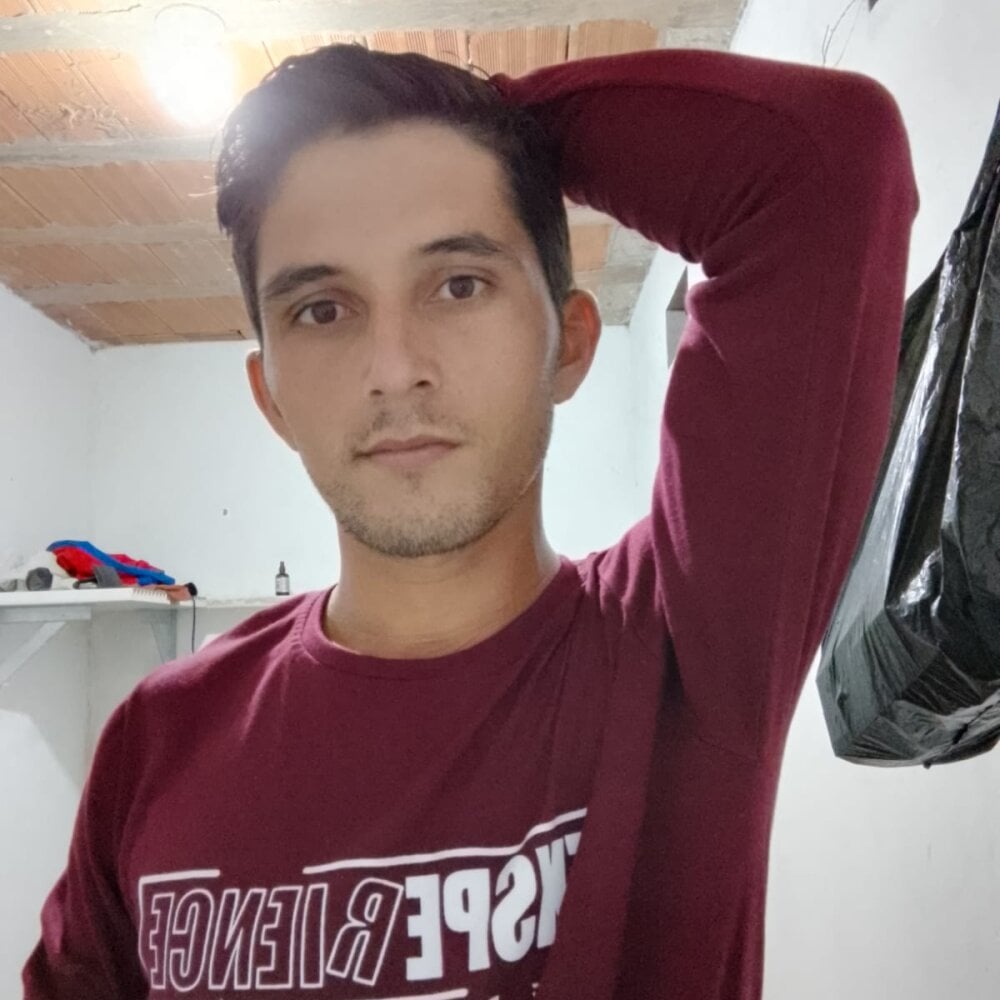 Juan_pabloo Chatroom