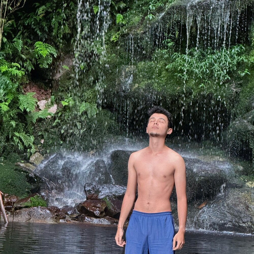 Jules_Silver02 Chatroom