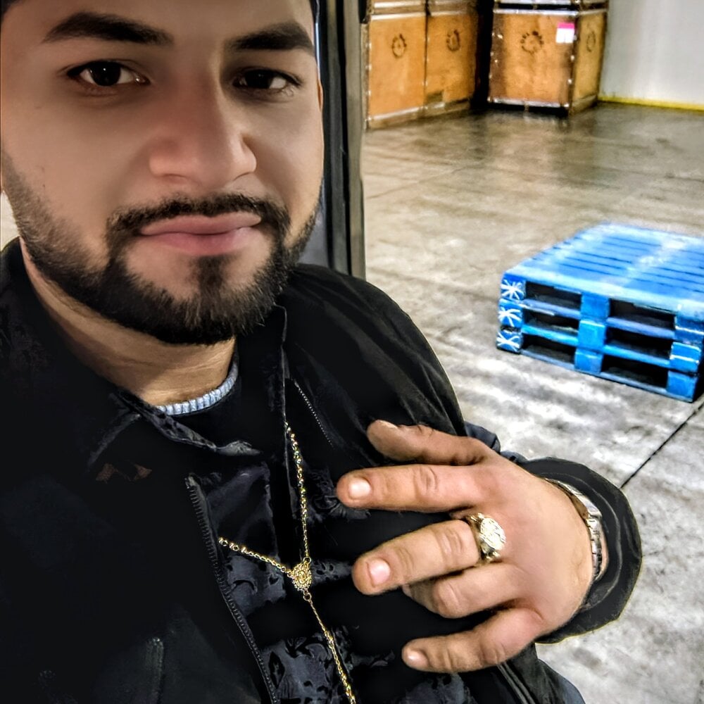 Julians26ne Chatroom