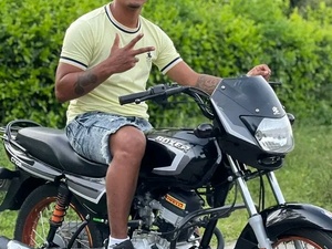 Junior_black