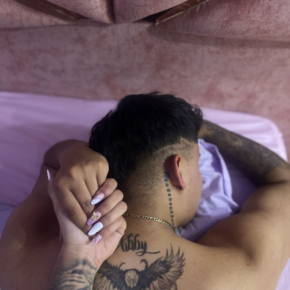 Kathya_and_thiago Chatroom