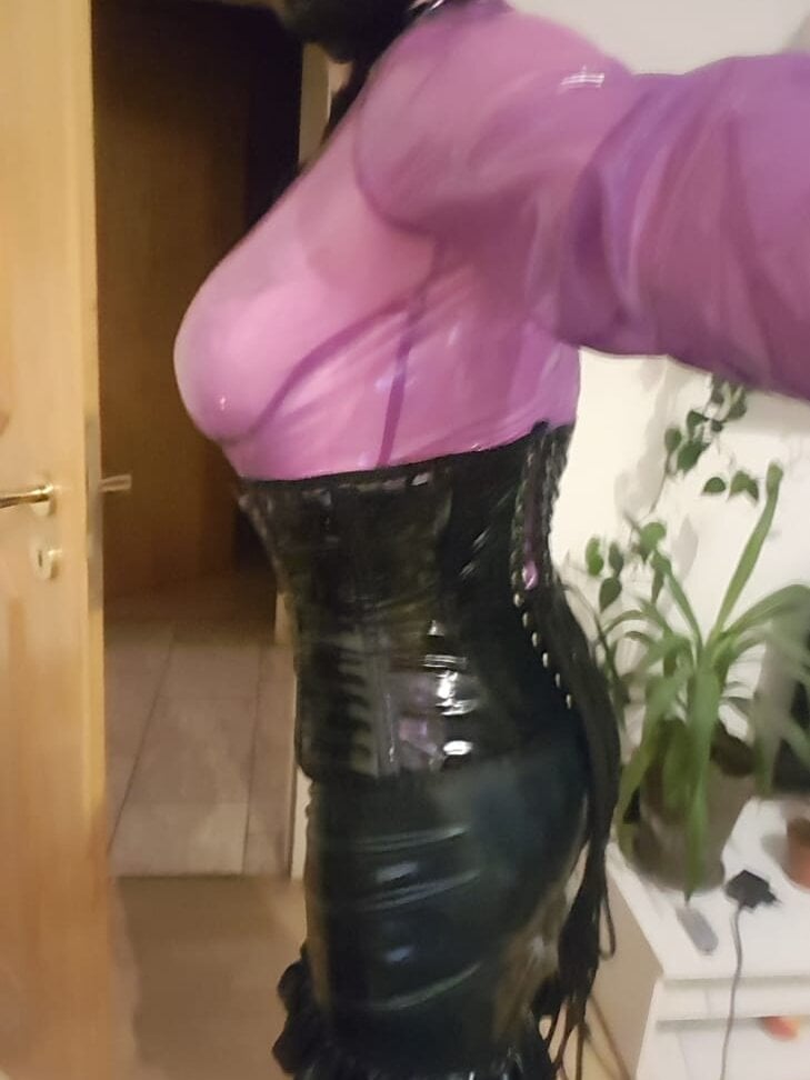 Kinkidani86 Chatroom