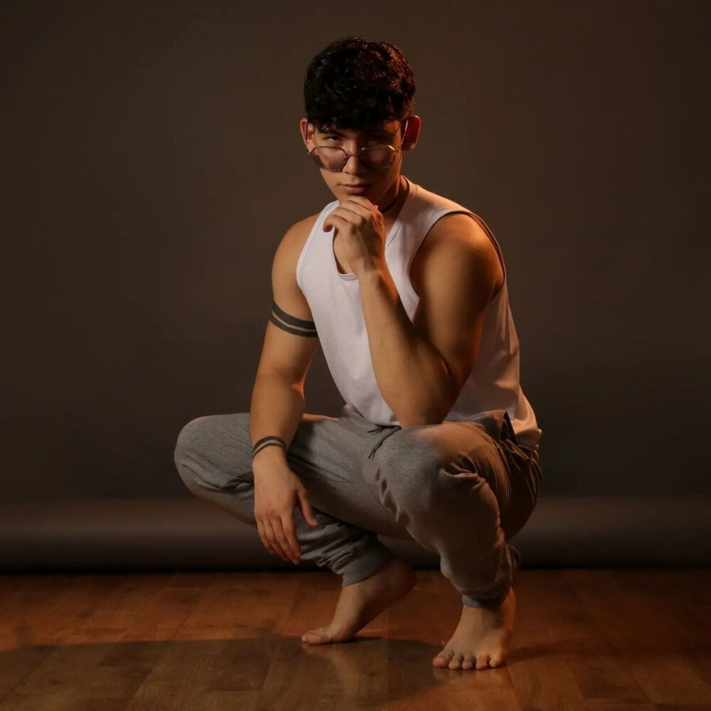 Kisan_Smith Chatroom