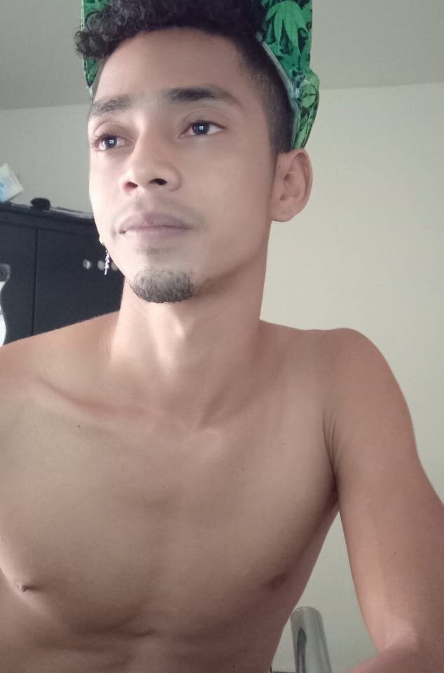 LOGANHOT4 Chatroom