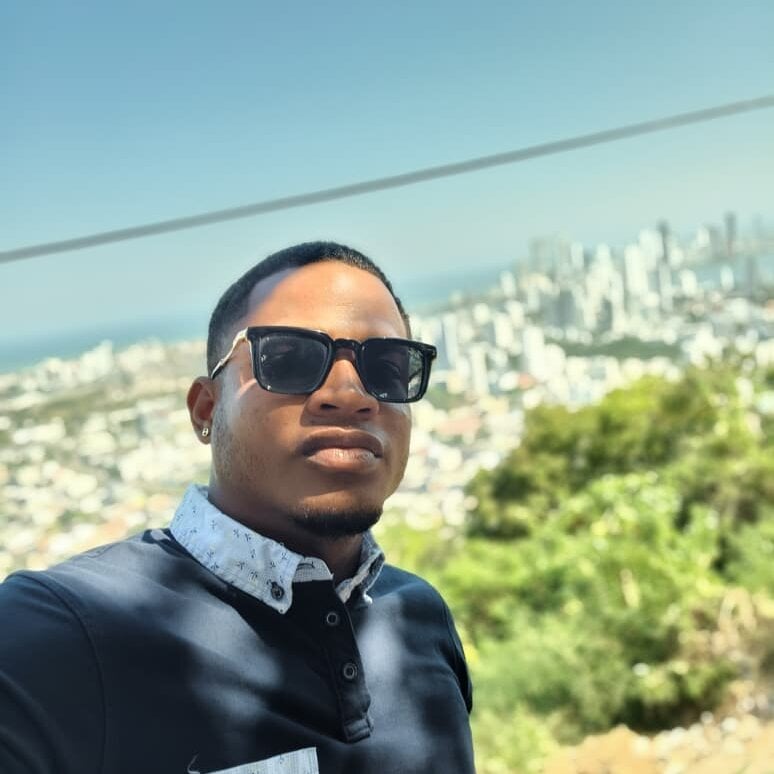 Latinblack_98 Chatroom