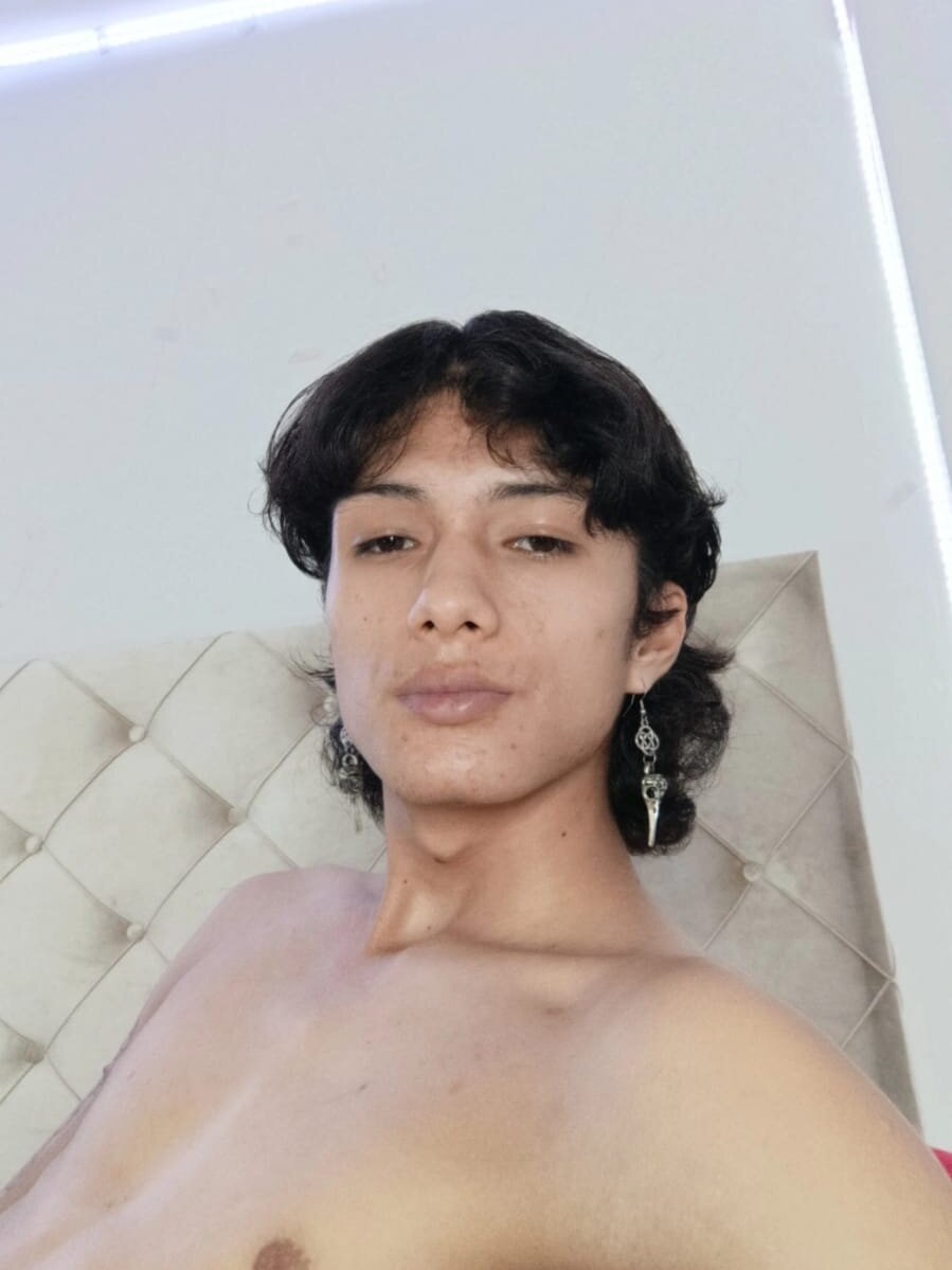 Lean_Portman Chatroom