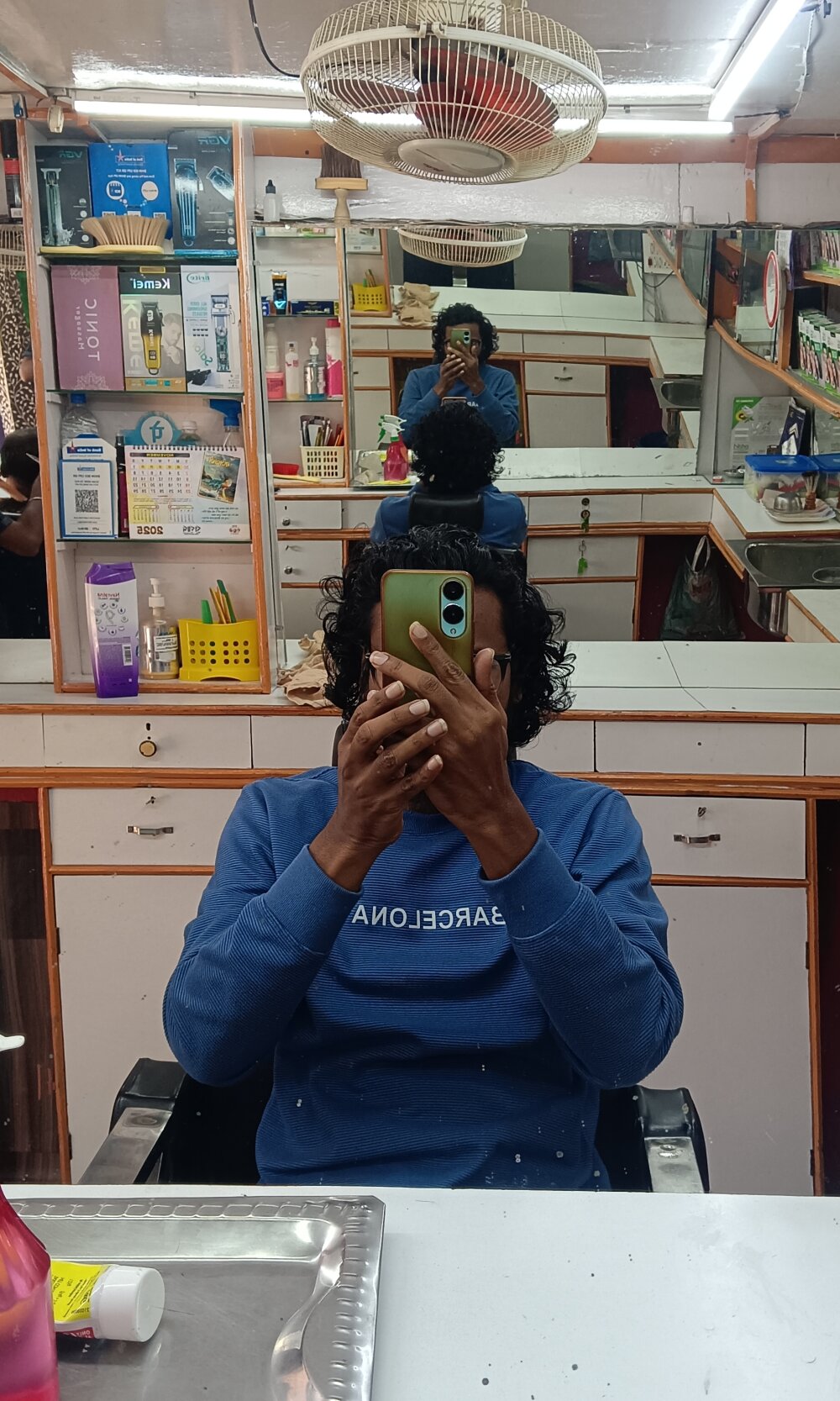 Lovable_dude Chatroom