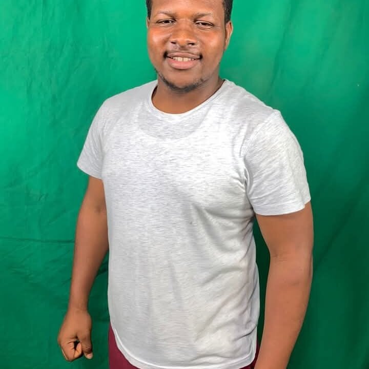 LovelyHughes Chatroom