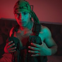 Lucas_Foster Chatroom