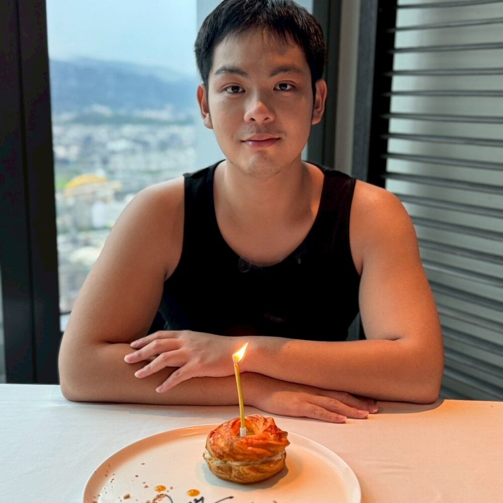 MIKE0706HAPPY Chatroom