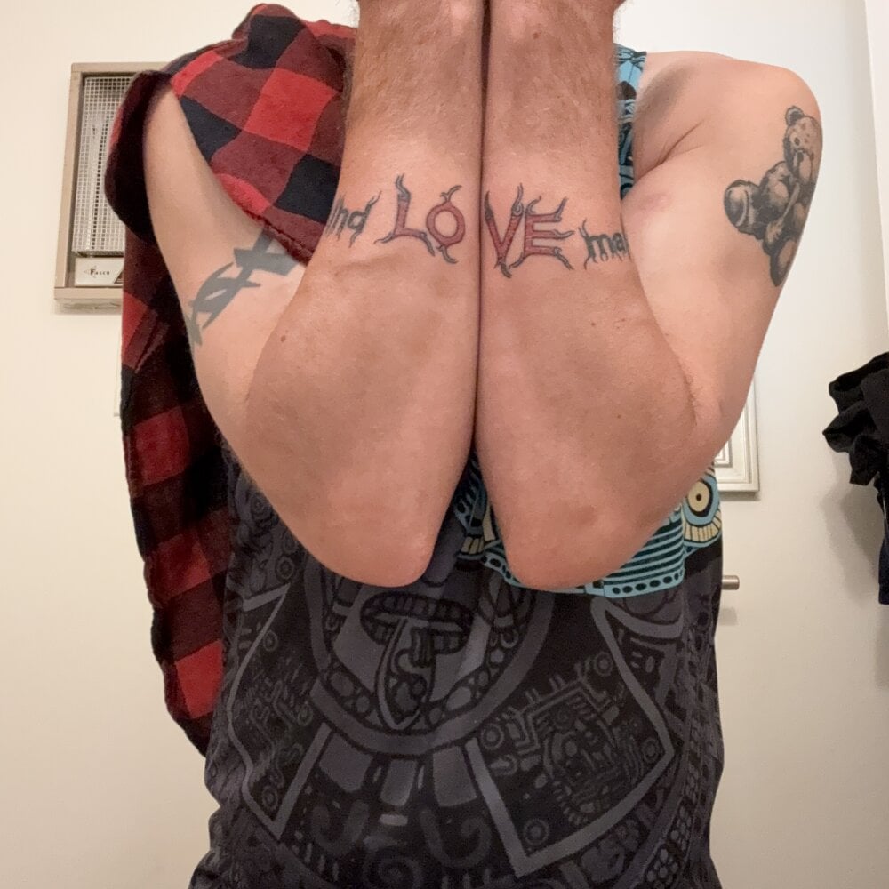 MackdaddyandgG Chatroom