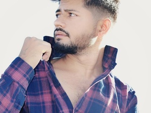 Male_Es-cort
