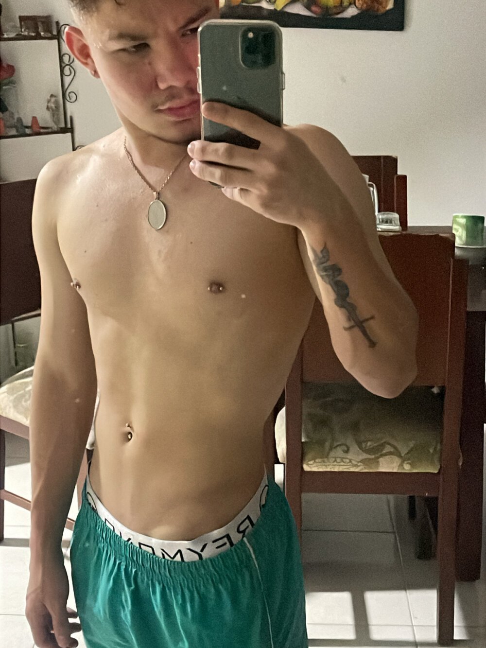 Manuel_pino Chatroom