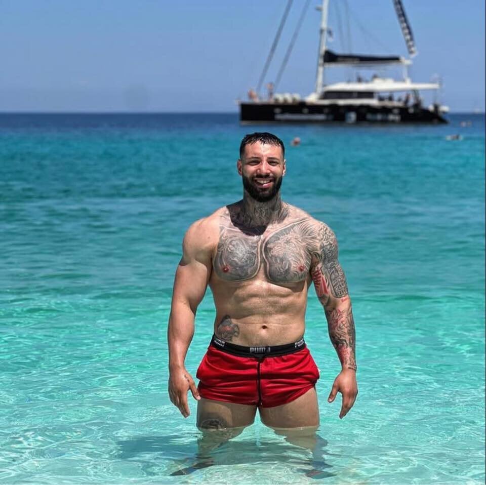 MasculineGuy99 Chatroom