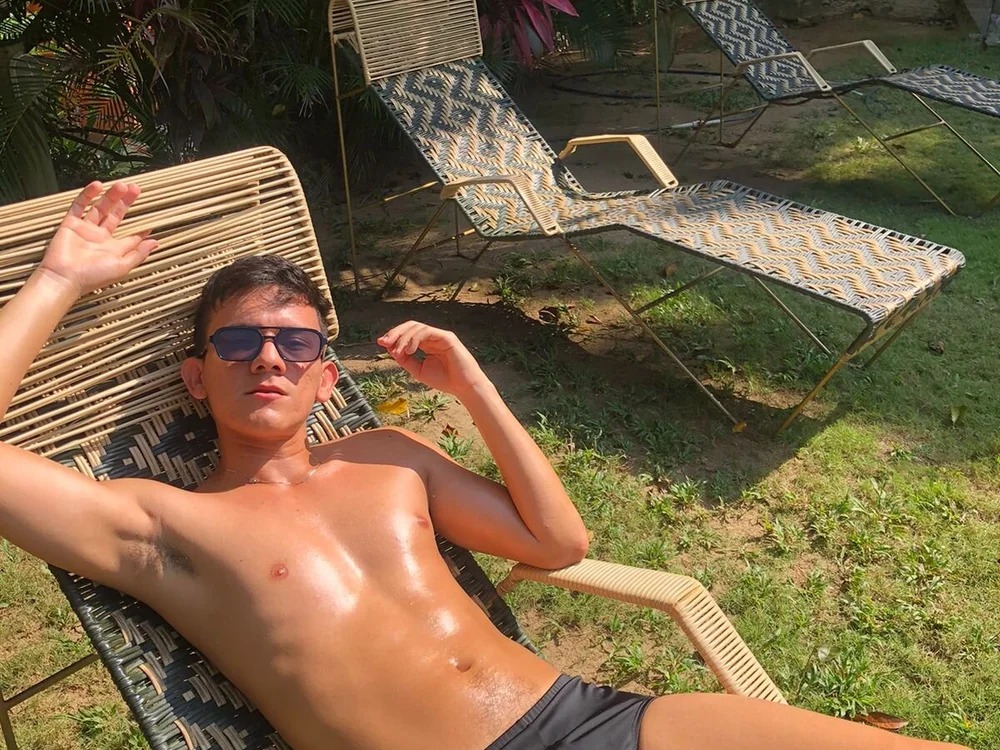 Max_silver_ Chatroom
