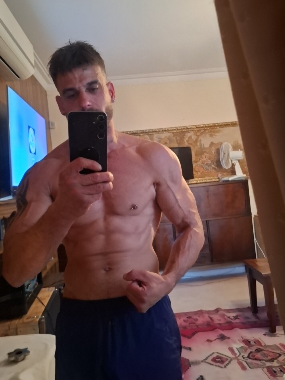 Maxpac_roccox Chatroom