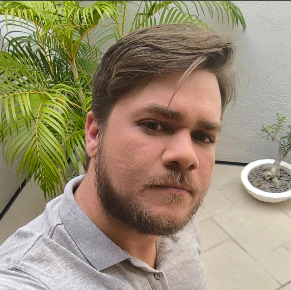 Miguelion2308 Chatroom