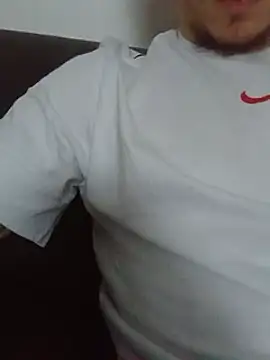 Miky_21 Chatroom