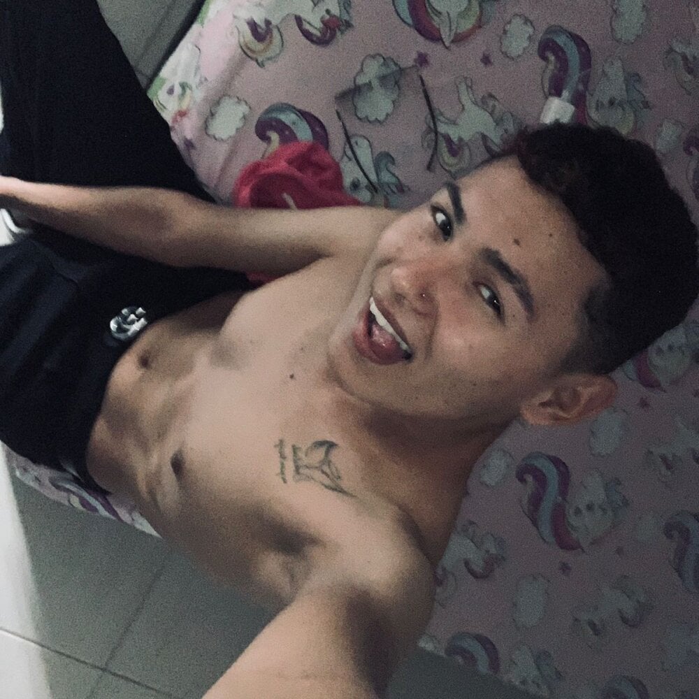 Milanhot2006 Chatroom