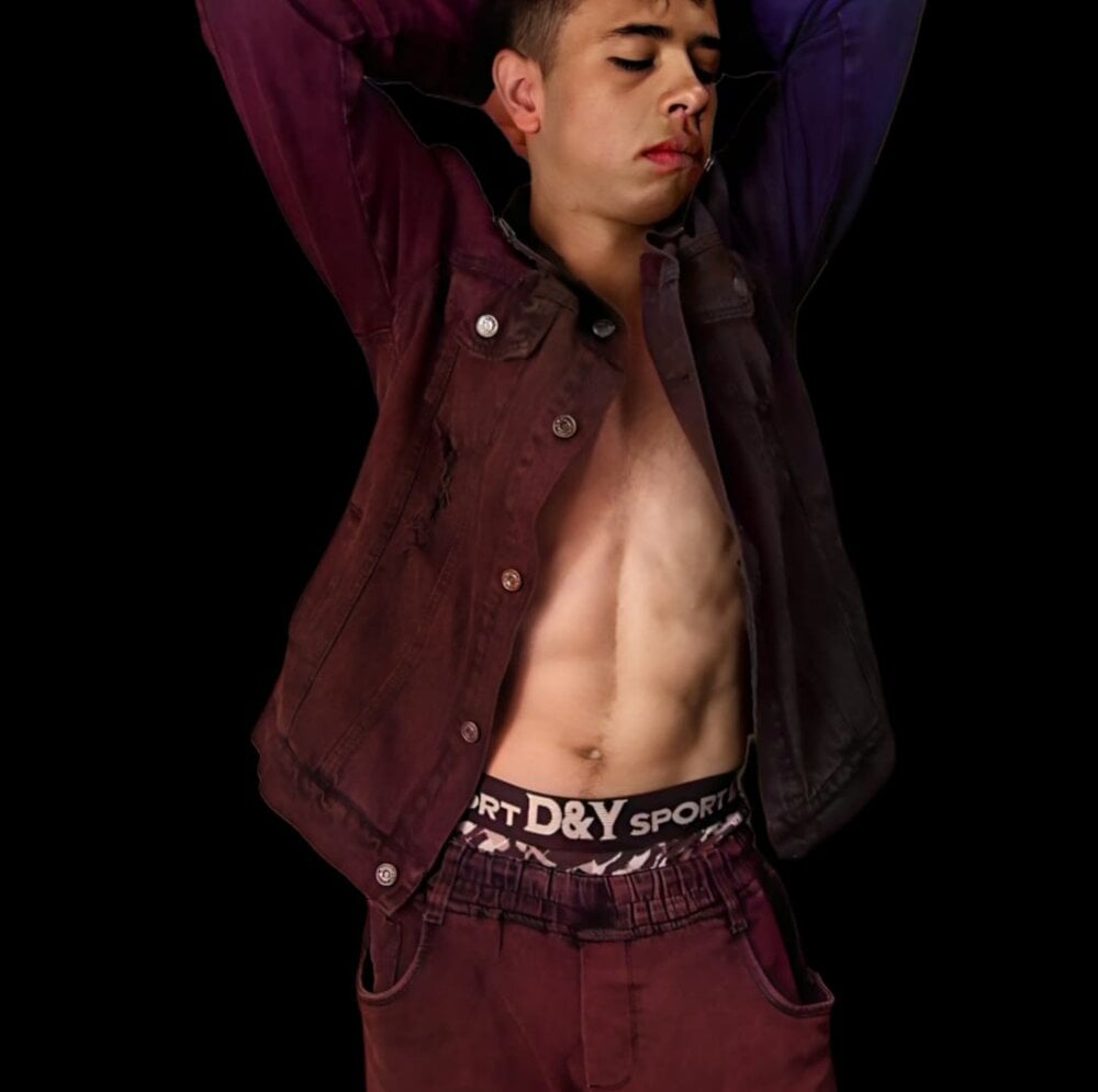 Muscle_Scott Chatroom