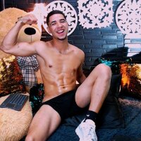 NICKK_MARSHALL Chatroom