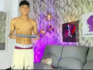 Naugthy_boy00