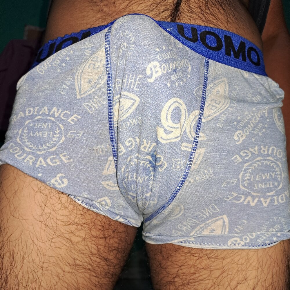 Neilhot98 Chatroom